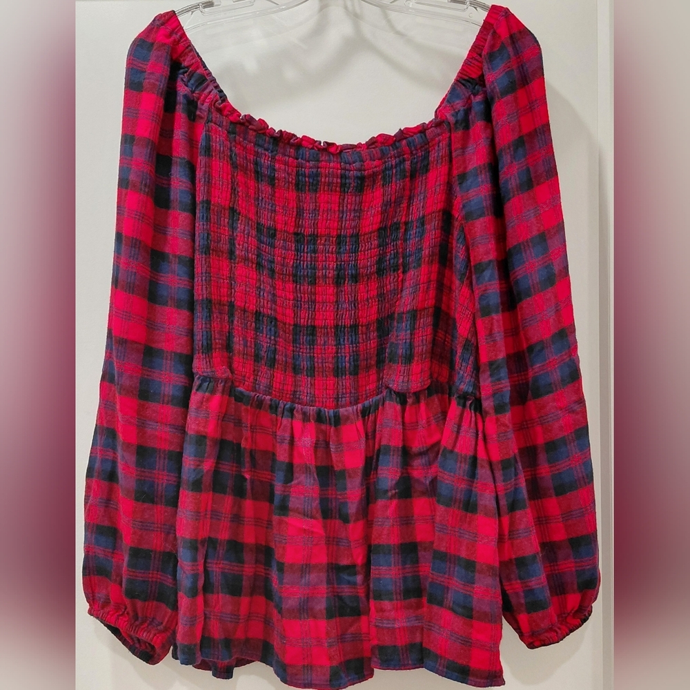 Torrid Sz 4X Red Blue Plaid Smocked peplum Puff Sleeve Top